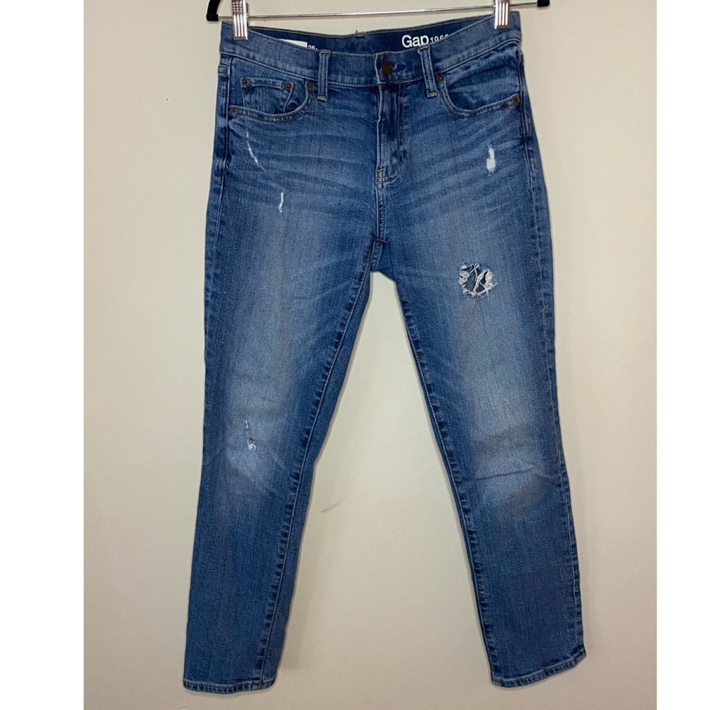 Gap Girlfriend Jeans Size 26r